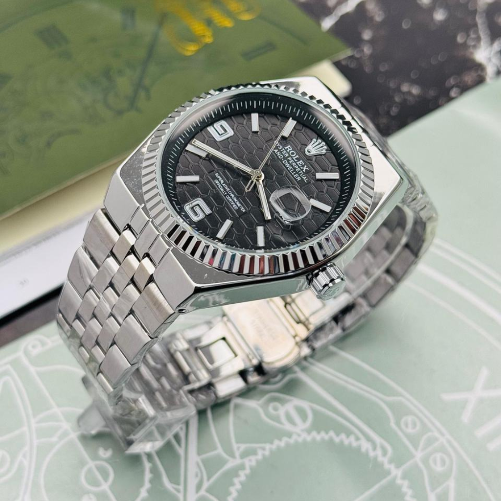 Rolex Land-Dweller