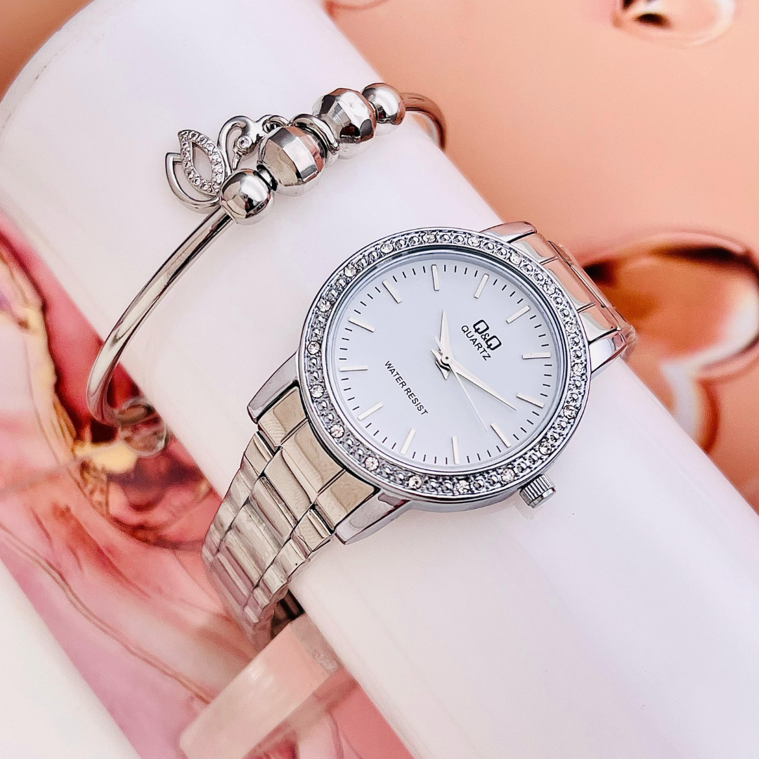 Q&Q Style Yess Lady Piedras