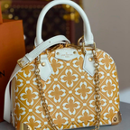 Louis Vuitton Alma Trunk BB en