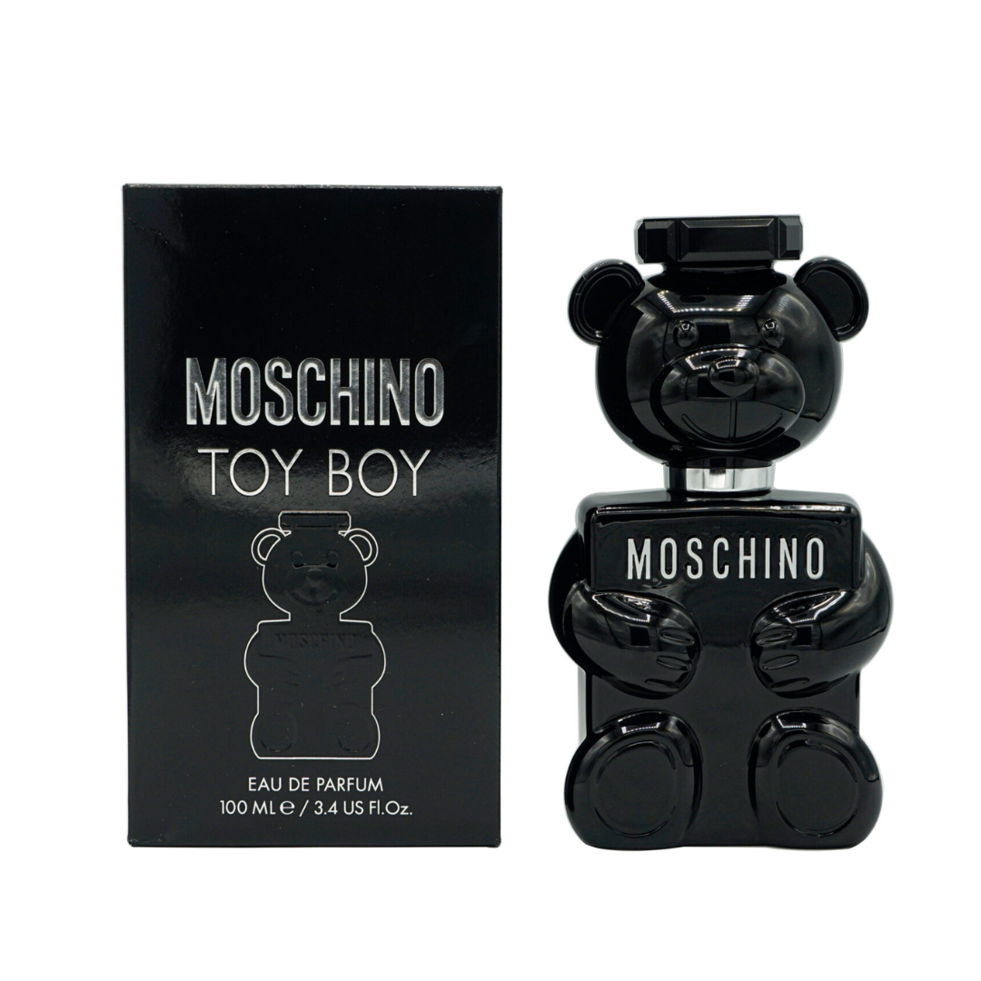 Toy Boy Moschino.