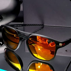 Oakley Latch