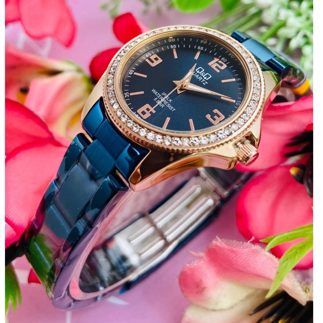 Reloj Q&Q QZ65J411Y dama elegante plateado - oro rosa